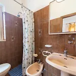 Baia Azzurra شقة فندقية 3*