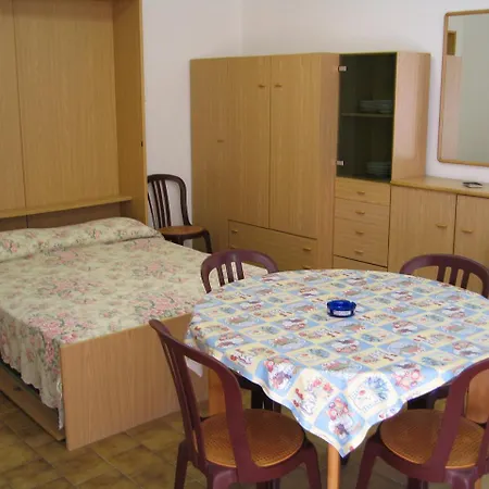 Baia Azzurra 3*
