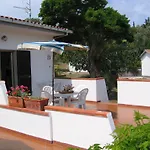 Baia Azzurra 公寓式酒店 3*