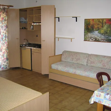 Baia Azzurra 4* كابوليفيري