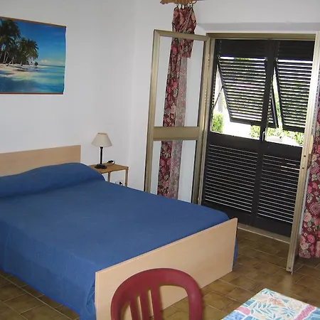 Апарт-отель Baia Azzurra 4*