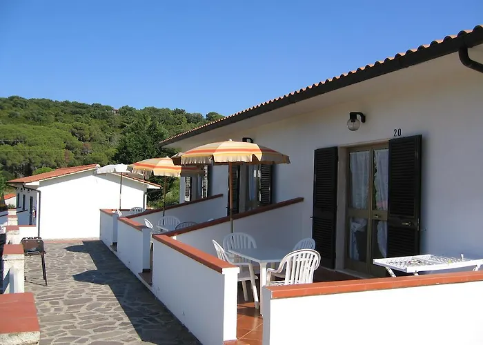 Lägenhetshotell Baia Azzurra 4*